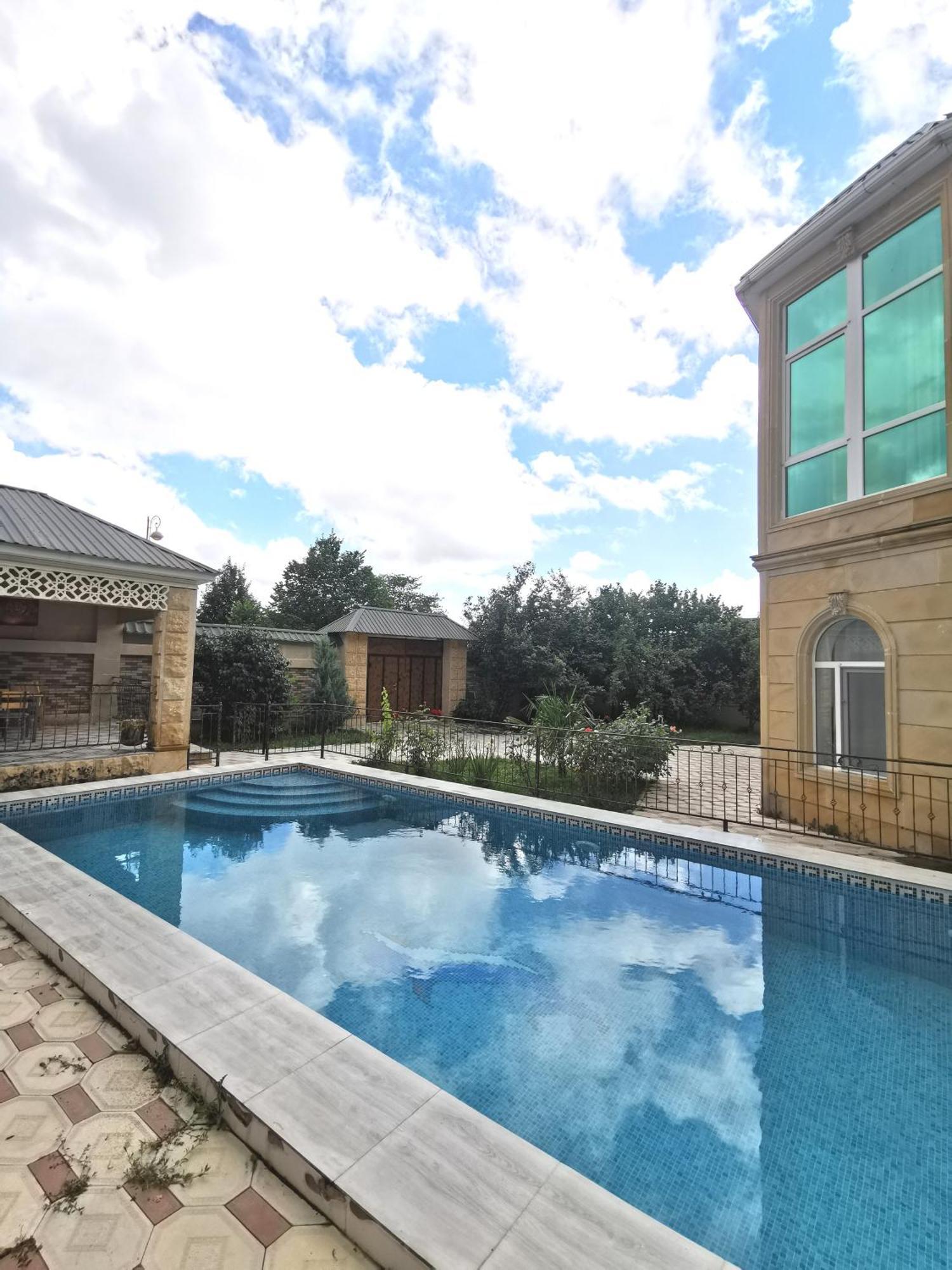 Raffles Villa With Pool 가발라 외부 사진