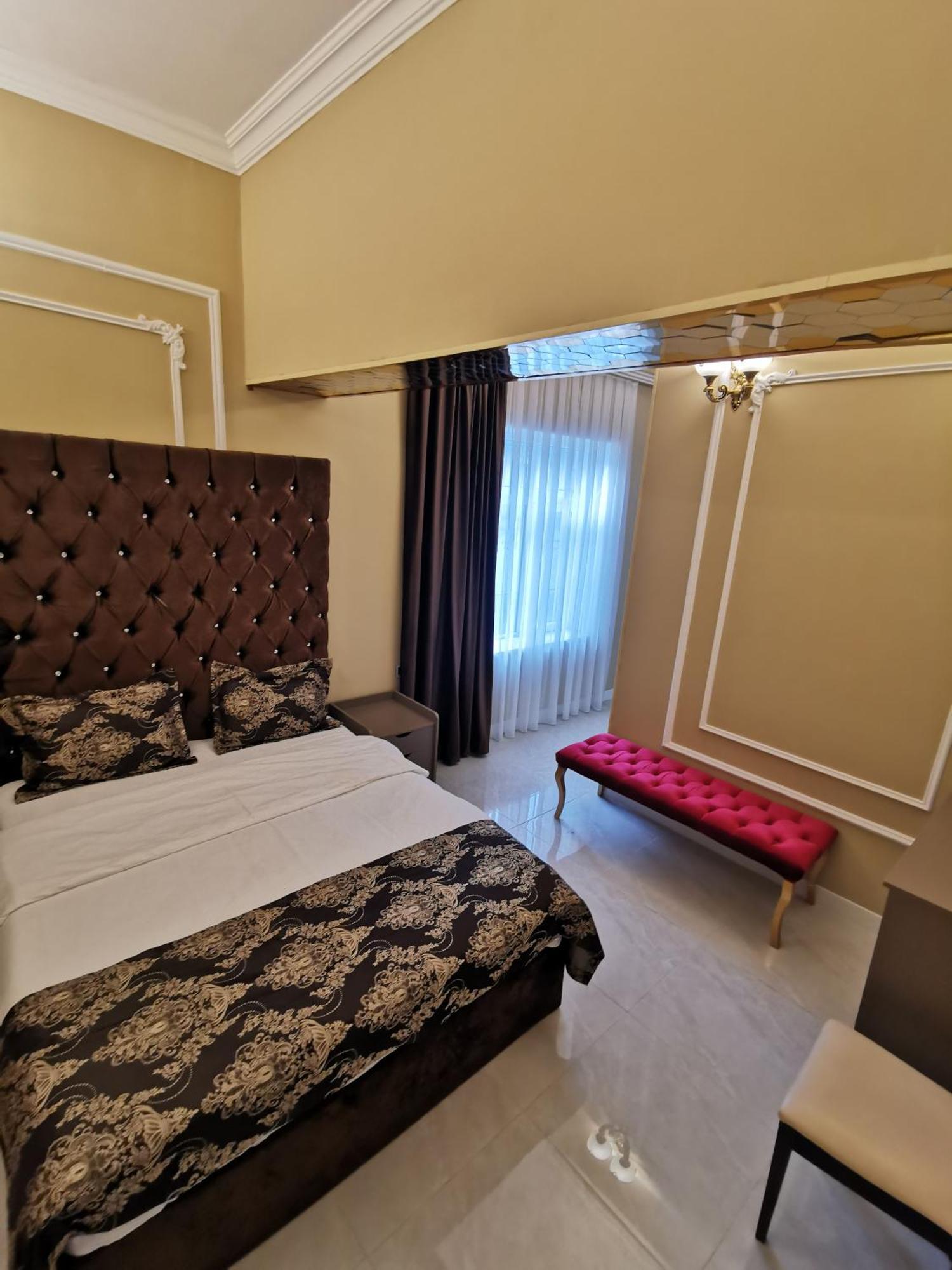 Raffles Villa With Pool 가발라 외부 사진
