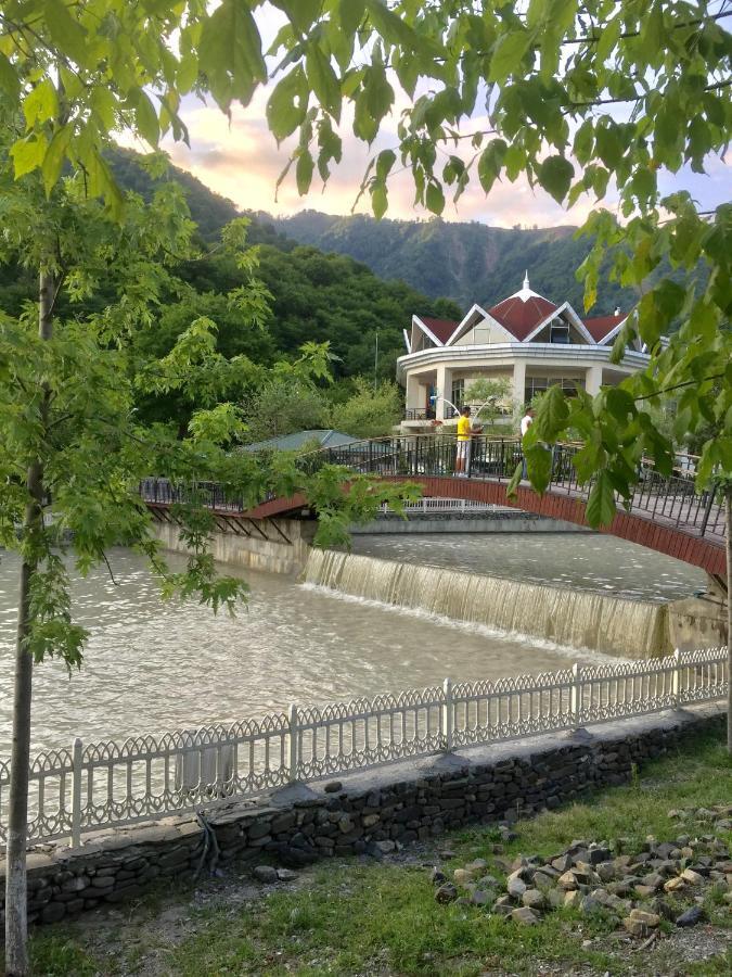 Raffles Villa With Pool 가발라 외부 사진